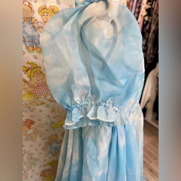 Selkie Head in the Clouds Ritz Gown - Picture 7 of 7